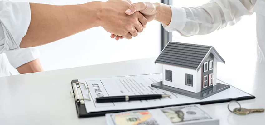 How We Determine Your Sell House Before Foreclosure Offer in Levittown, NY?