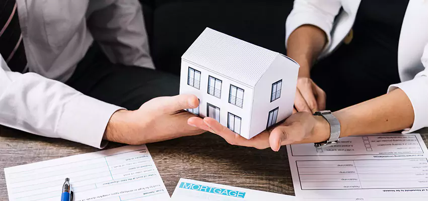 How We Determine Your Sell House for Cash Offer in Levittown, New York?